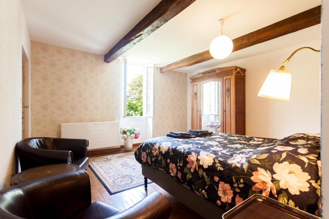B&B Aux Petits Lardons Trie-sur-Baise エクステリア 写真