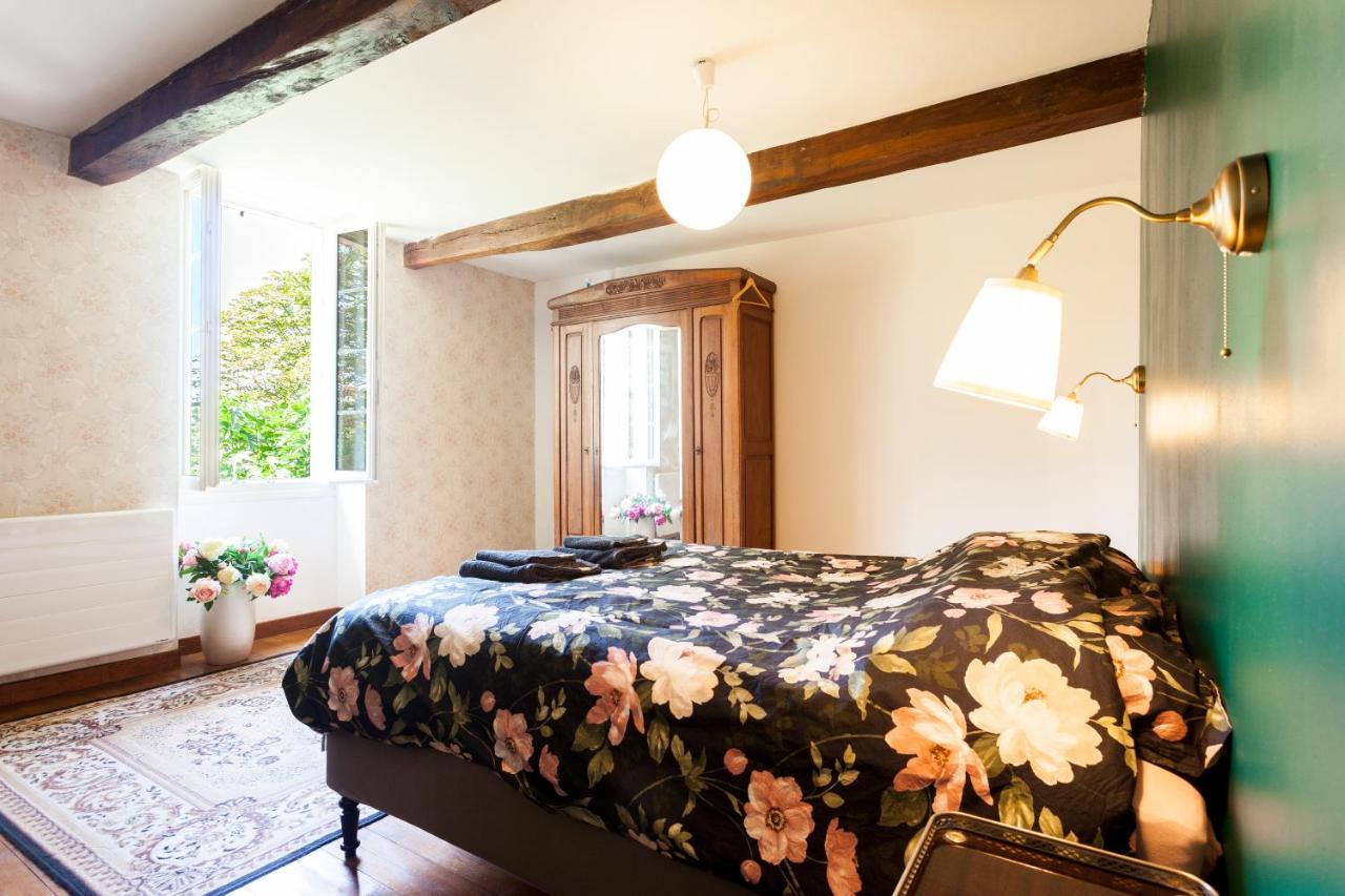 B&B Aux Petits Lardons Trie-sur-Baise エクステリア 写真